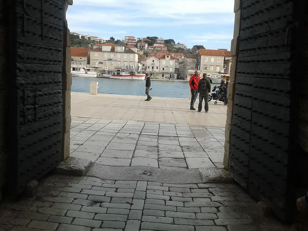 Villa Tudor Trogir 3*,  Kroatien